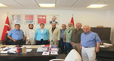 Türkiye Veteriner Hekimler Mesleki ve Özlük Hakları Topluluğu, CHP'yi ziyaret etti