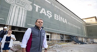 Vahap Seçer, 'Kent Müzesi' olarak hizmete açılacak Taş Bina'nın restorasyon çalışmalarını inceledi