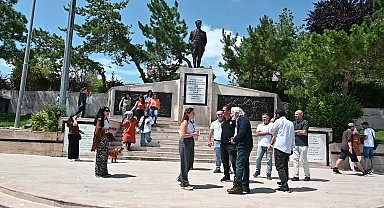 Yozgat'ta hayvan hakları eylemi... 76 yaşındaki Melek Ekici, Cumhurbaşkanı'na seslenerek, yasa teklifine onay vermemesini istedi.