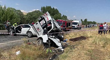 Yozgat'taki trafik kazasında ölen aile fertleri toprağa verildi