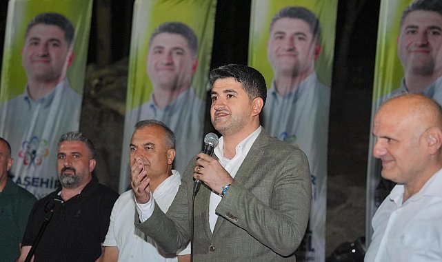 Ataşehir Belediyesi’nin “Parkta Müzik Var” etkinlikleri yoğun katılımla devam ediyor