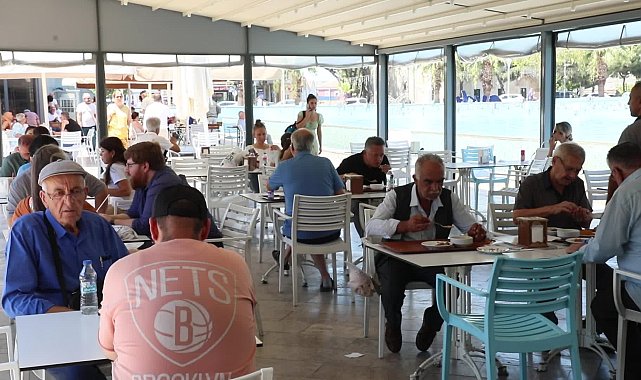Aydın Büyükşehir Belediyesi’nin kafesinde uygun fiyatlı hizmet sürüyor