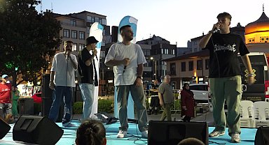 Balıkesir Büyükşehir'in konserlerine vatandaşlar yoğun ilgi gösterdi
