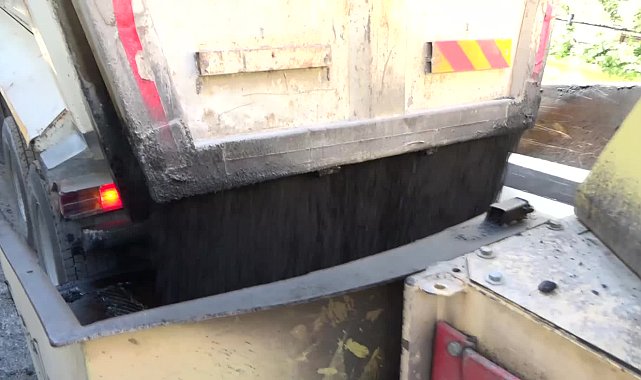 Çankaya'da asfalt mesaisi devam ediyor