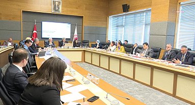 CHP, İYİ Parti ve DEM Partili milletvekillerinden TBMM Dijital Mecralar Komisyonu'na 'instagram' için toplantı çağrısı