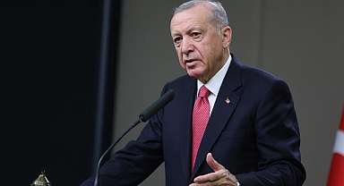 Cumhurbaşkanı Erdoğan: Büyük kongre maratonumuzu sadece vitrin yenilenmesi değil kapsamlı değişimin ana zemini olarak görüyoruz
