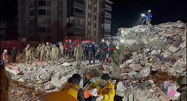 Depremde yıkılan Üzümkent Sitesi 83 kişiye mezar olmuştu… AK Partili müteahhit Şükrü İşitmen’in tutuklanması için başvuru yapıldı