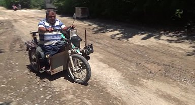 Depremzede engelli Hüseyin Köksal: 
