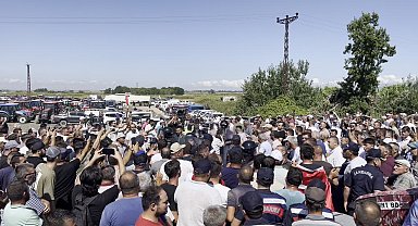 Domates üreticileri eylemde...