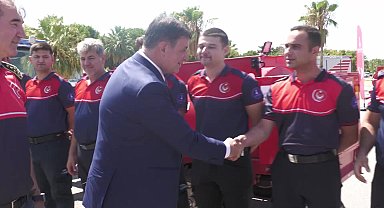 İzmir Büyükşehir Belediye Başkanı Tugay: Her bir vatandaşımızın yangınlara karşı bir asker olmasını özellikle diliyor, bekliyoruz 