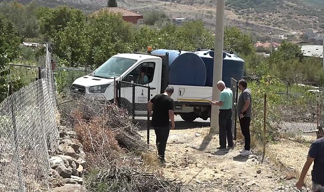 İzmir Büyükşehir Belediyesi'nden Doğançay Mahallesi'nde yangında etkilenen bahçeler için su ve tank desteği