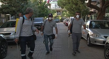 Karşıyaka Belediyesi mevsimsel artış gösteren haşerelerle mücadeleye devam ediyor
