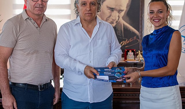Kuşadası Kaymakamı İbrahim Keklik de “Adalı Kart” sahibi oldu