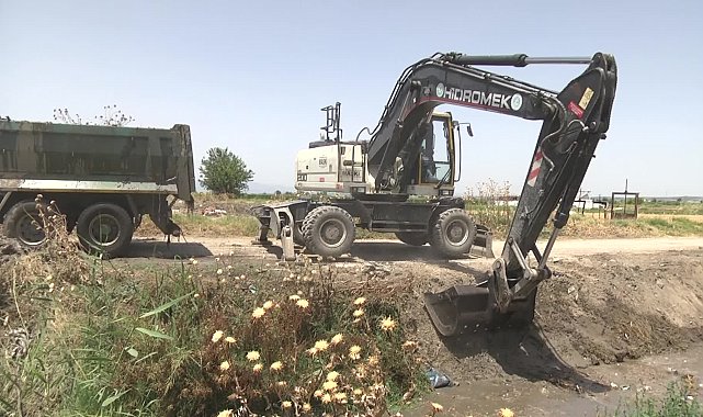 MASKİ'den Yeşilköy Mahallesi'nde dere temizliği