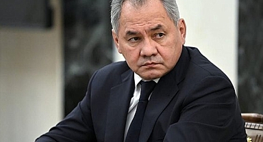 Rusya Güvenlik Konseyi Sekreteri Şoygu, Pezeşkiyan'la görüşmek için Tahran'a gitti