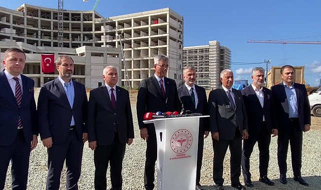Sağlık Bakanı Memişoğlu: “insanlığı yaralayan vahşeti yapan bazı ülkelerin ve İsrail'in kendine gelmesini istiyoruz”