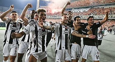 Sezonun ilk derbisini ve Süper Kupayı Beşiktaş kazandı