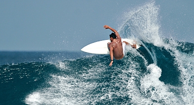 Sörf ikinci kez Olimpiyatlara dahil oldu