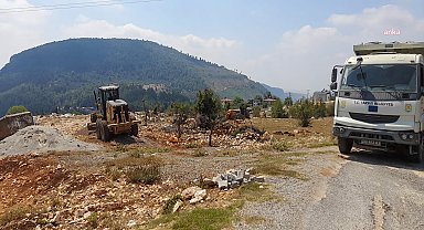 Tarsus’ta kırsal mahalle yolları yenileniyor 