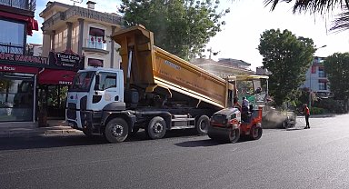 Tuzla’da 28 bin ton asfalt ilçenin sokak ve caddeleri ile buluştu