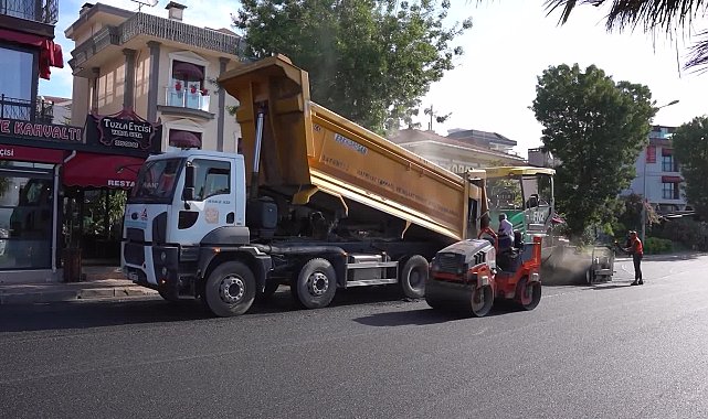 Tuzla’da 28 bin ton asfalt ilçenin sokak ve caddeleri ile buluştu