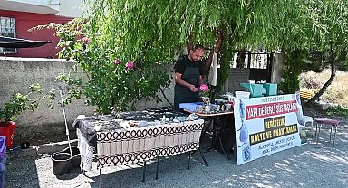 Yozgatlı vatandaş, iş yerini kapattıktan sonra hobi olarak başladığı taş işlemeyle geçimini sağlamaya çalışıyor