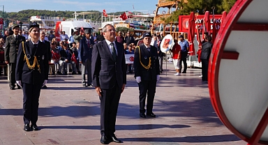 Ayvalık'ta Gaziler Günü, Cumhuriyet Meydanı'nda kutlandı