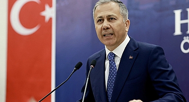 Bakan Yerlikaya, Yunanistan Denizcilik Bakanı Stylianides ile Yunan botlarının Türk karasularını ihlalini görüştü