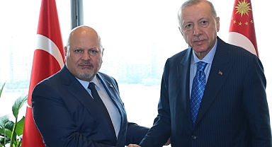 Cumhurbaşkanı Erdoğan, New York'ta Uluslararası Ceza Mahkemesi Başsavcısı Khan ile görüştü