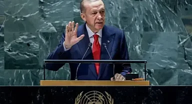 Erdoğan yine teğmenleri hedef aldı: ''Kendini bilmezlerin at oynattığı meydana ülkemizi bırakamayız''