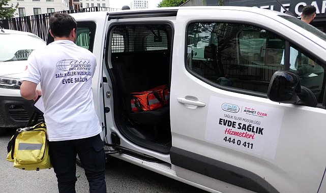 Esenyurt'ta Evde Sağlık Hizmeti devam ediyor