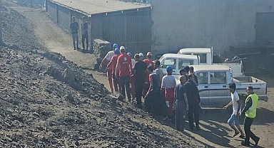 İran'da kömür madeninde meydana gelen patlamada en az 51 kişi öldü