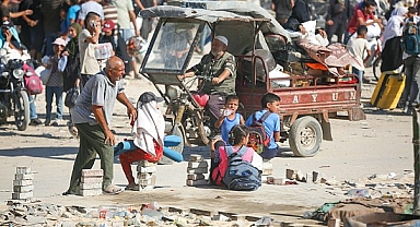 İsrail Orta Doğu'daki saldırılarını genişletiyor... 