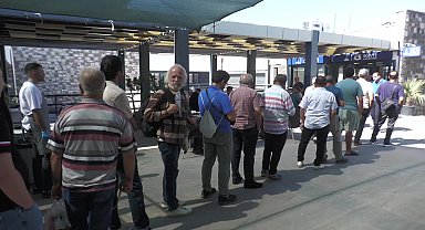 İzmir'de vatandaşlar dört çeşit yemeğe Kent Lokantası'nda 50 TL'ye ulaşıyor: 