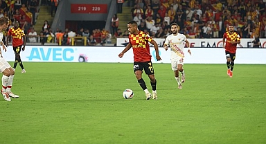 Trendyol Süper Lig'in 6. haftasında Göztepe sahasında Kayserispor'u 3-0 mağlup etti