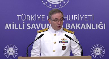 Tuğamiral Zeki Aktürk: 