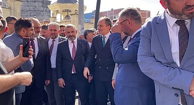 Yeniden Refah Partisi Genel Başkanı Erbakan: