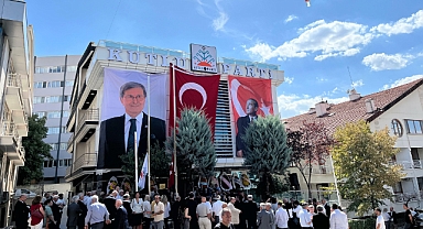 Yusuf Halaçoğlu: 