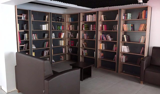 Balıkesir Büyükşehir Belediyesi, Bandırma’da Gençlik ve Teknoloji Merkezleri açtı