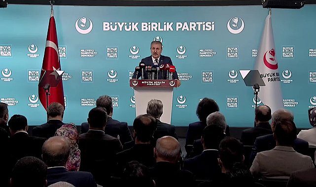 BBP Genel Başkanı Destici: Gazi Meclisimiz, terörist başı Öcalan’ın konuşabileceği bir yer asla değildir. Buna asla rıza gösteremeyiz