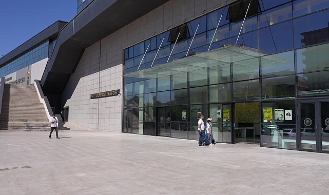 Diyarbakır Büyükşehir Belediyesi Eş Başkanı Küçük: “Kayyımların tahrip ettiği alanları yeniden inşa ediyoruz”