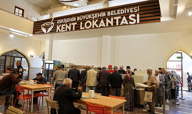 Eskişehir Büyükşehir Belediyesi Kent Lokantası, ilk ayında 20 binin üzerinde vatandaşı ağırladı