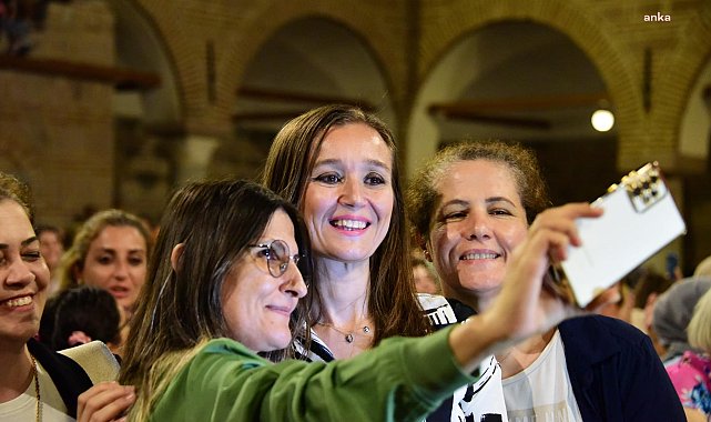 Gülşah Durbay'a destek mesajları: ''Siyaseti ayağa düşürenlere lanet olsun'',