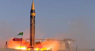 İsrail'i balistik füzelerle hedef alan İran'dan açıklama: 