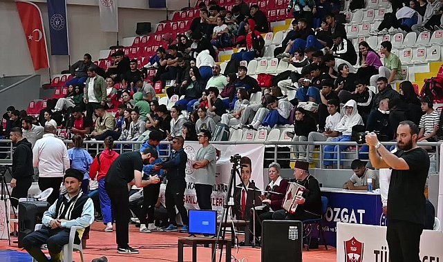 Kuşak Güreşleri Türkiye Şampiyonası Yozgat'ta yapıldı