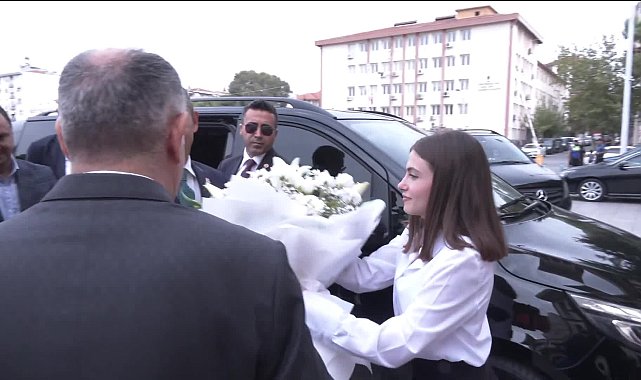 Özgür Özel'den yeni Manisa Valisi Özkan'a 'hayırlı olsun' ziyareti