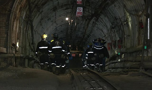 500 madencinin eyleminde 80'inci saat geride kaldı, ikinci kontrol ekibi madene indi