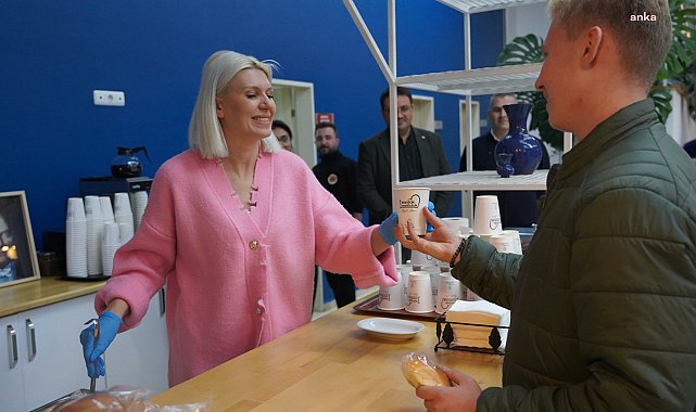 Bilecik Belediye Başkanı Subaşı’ndan üniversite öğrencilerine çorba ikramı