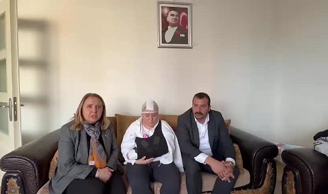 CHP'li Dinçer, ev sahibinin darp ettiği aileyi ziyaret etti: “AKP’nin uyguladığı yanlış ekonomi politikaları, hem kiracıları hem de ev sahiplerini mağdur etti”