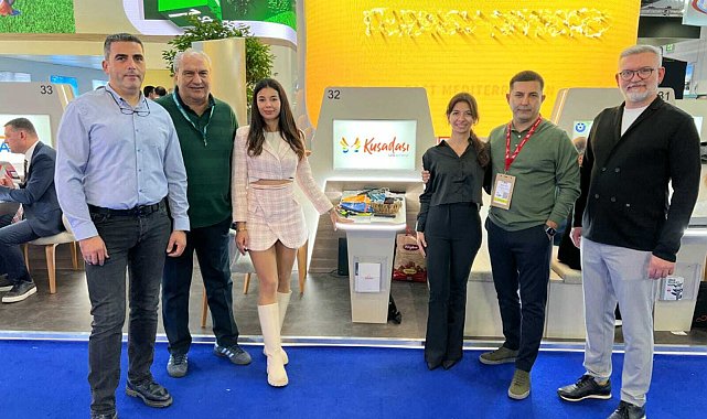 Kuşadası Belediyesi, Londra'da düzenlenen World Travel Market'e katıldı